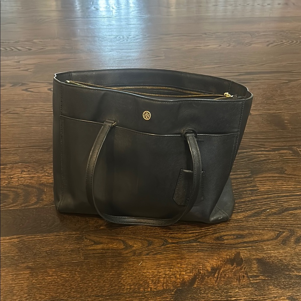 Tory Burch Black Leather Handbag